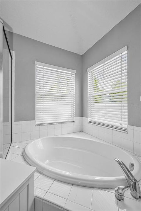 For Sale: $329,000 (4 beds, 2 baths, 2003 Square Feet)