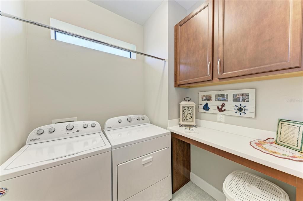 For Sale: $475,000 (2 beds, 2 baths, 1574 Square Feet)
