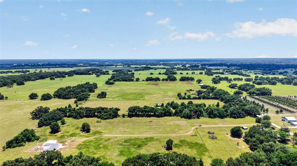 En Venta: $450,000 (7.77 acres)