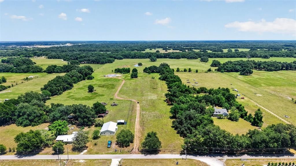 En Venta: $450,000 (7.77 acres)