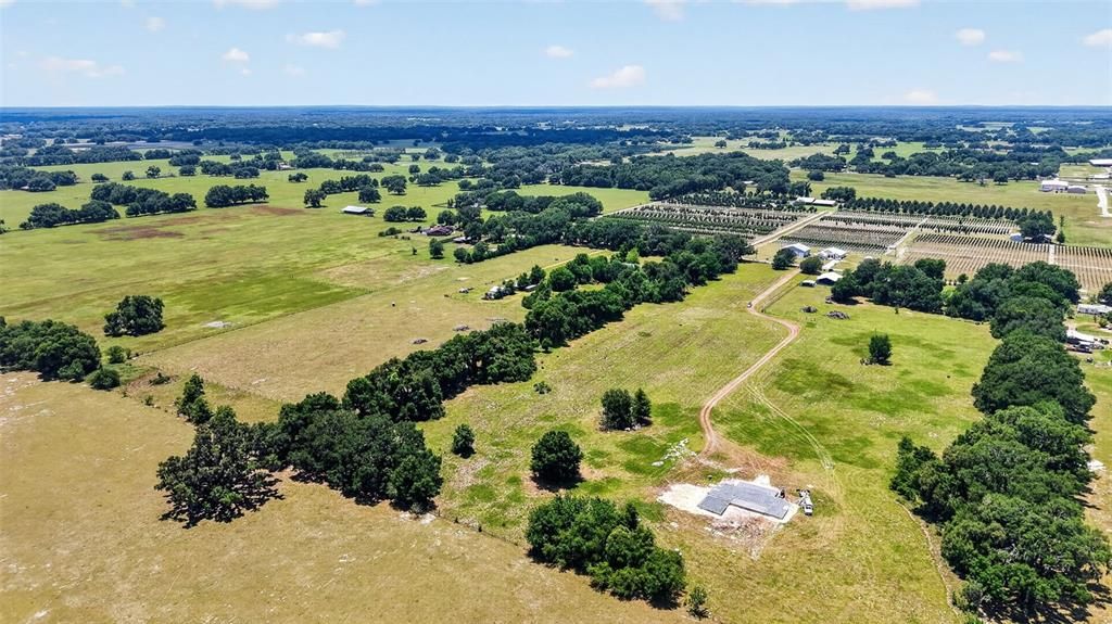 En Venta: $450,000 (7.77 acres)