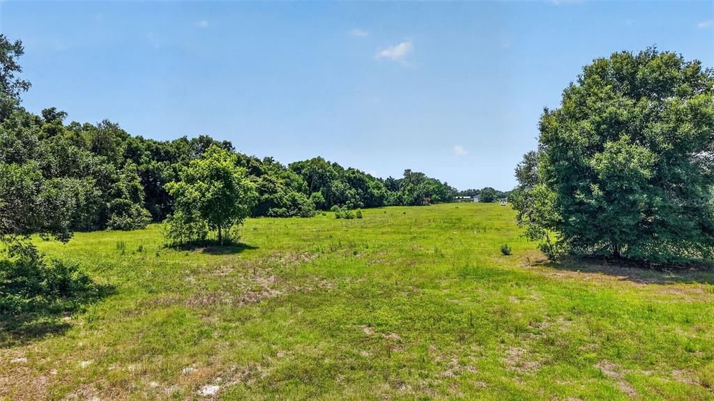 En Venta: $450,000 (7.77 acres)