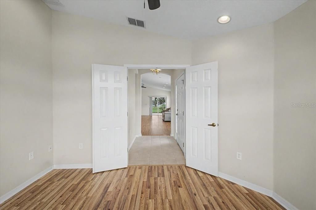 For Sale: $254,400 (2 beds, 2 baths, 1497 Square Feet)