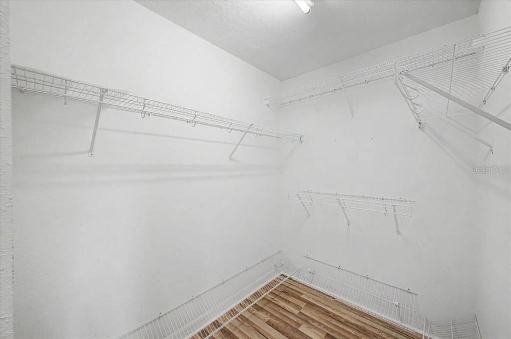 For Sale: $254,400 (2 beds, 2 baths, 1497 Square Feet)
