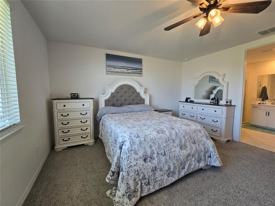 For Rent: $2,850 (4 beds, 3 baths, 2835 Square Feet)