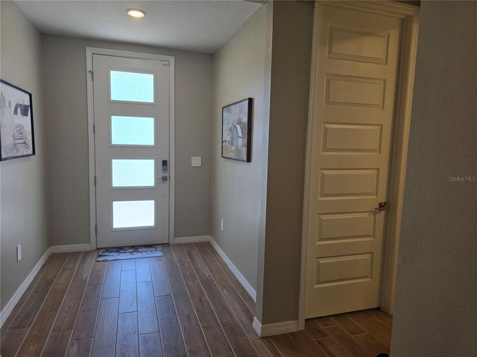 For Rent: $2,850 (4 beds, 3 baths, 2835 Square Feet)