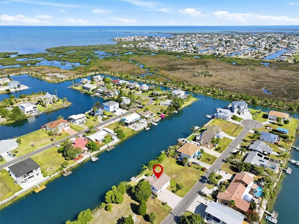 For Sale: $479,900 (2 beds, 2 baths, 1092 Square Feet)