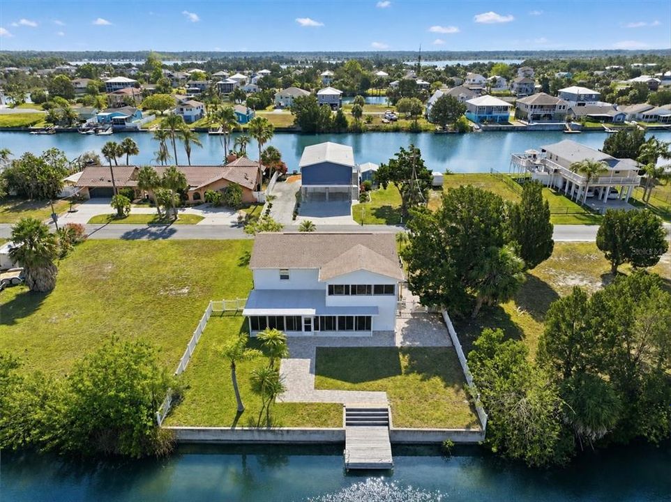 For Sale: $479,900 (2 beds, 2 baths, 1092 Square Feet)