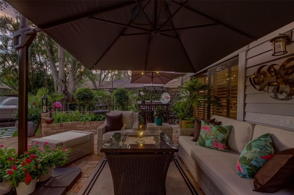Activo con contrato: $825,000 (4 camas, 2 baños, 2267 Pies cuadrados)
