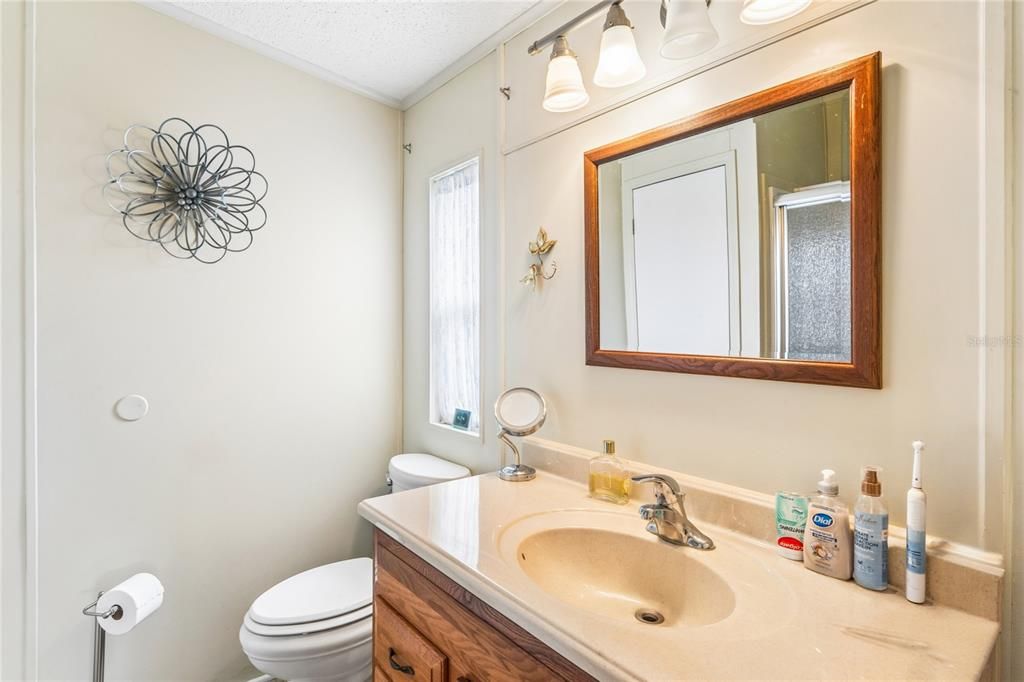 For Sale: $145,000 (2 beds, 2 baths, 1026 Square Feet)