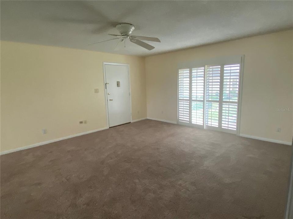 For Sale: $259,900 (2 beds, 2 baths, 1026 Square Feet)