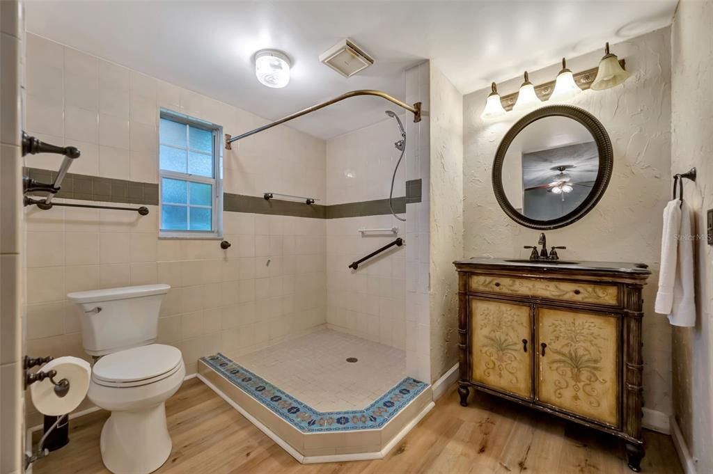 For Sale: $475,000 (2 beds, 2 baths, 1574 Square Feet)