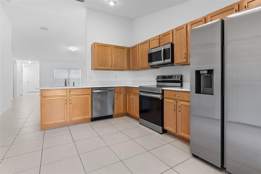 For Sale: $579,900 (8 beds, 0 baths, 3048 Square Feet)