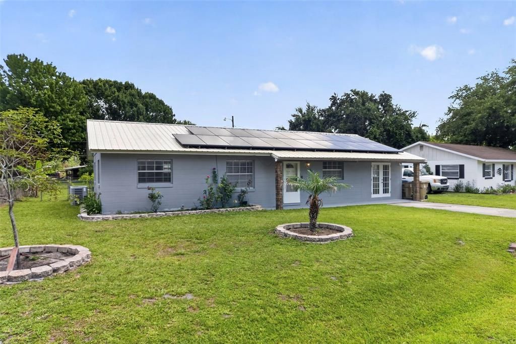 For Sale: $329,900 (3 beds, 2 baths, 1313 Square Feet)