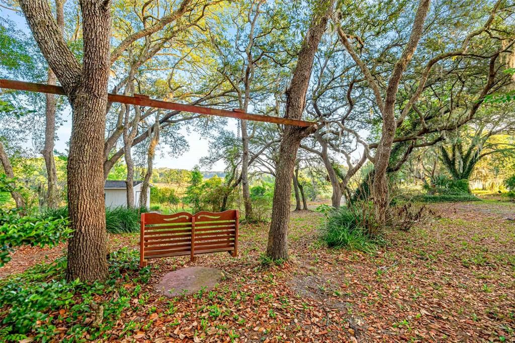 For Sale: $319,999 (3 beds, 2 baths, 2100 Square Feet)