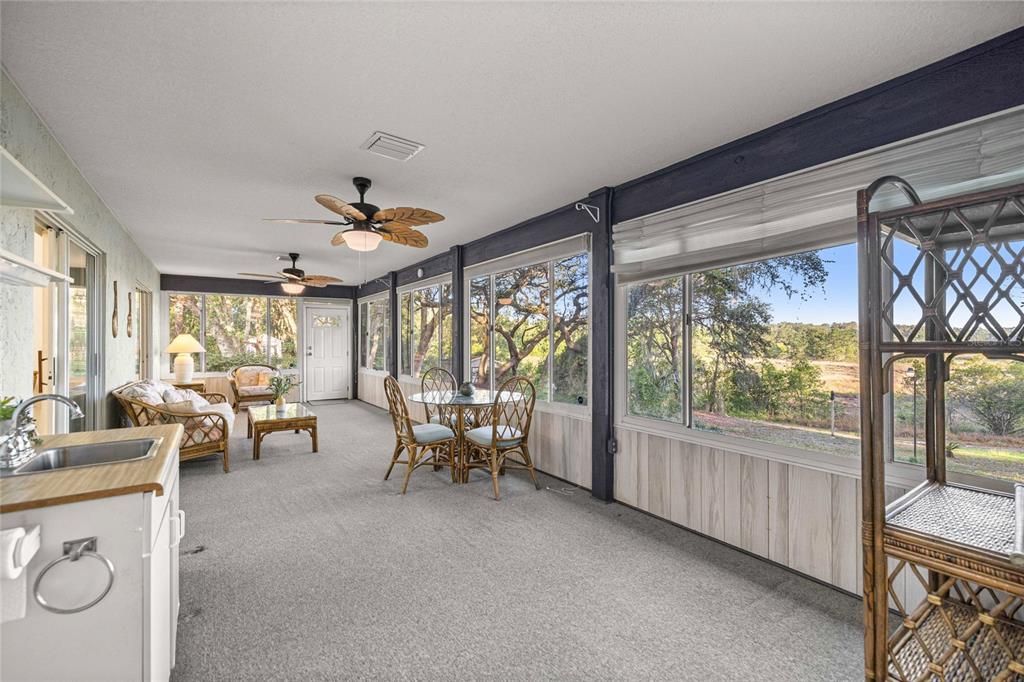 For Sale: $319,999 (3 beds, 2 baths, 2100 Square Feet)