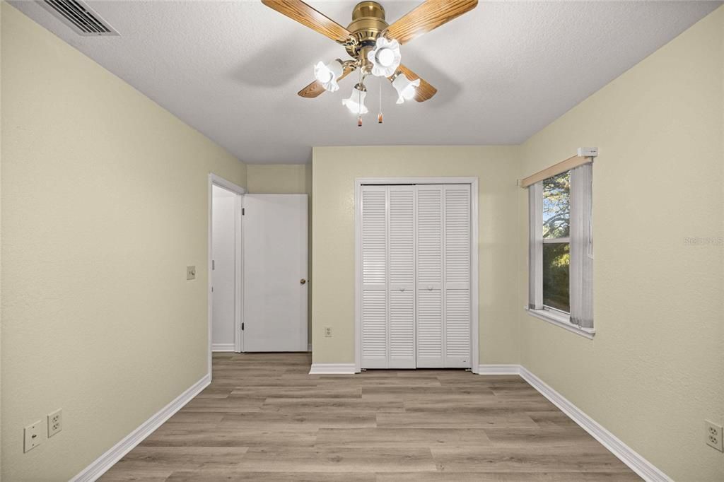 For Sale: $319,999 (3 beds, 2 baths, 2100 Square Feet)