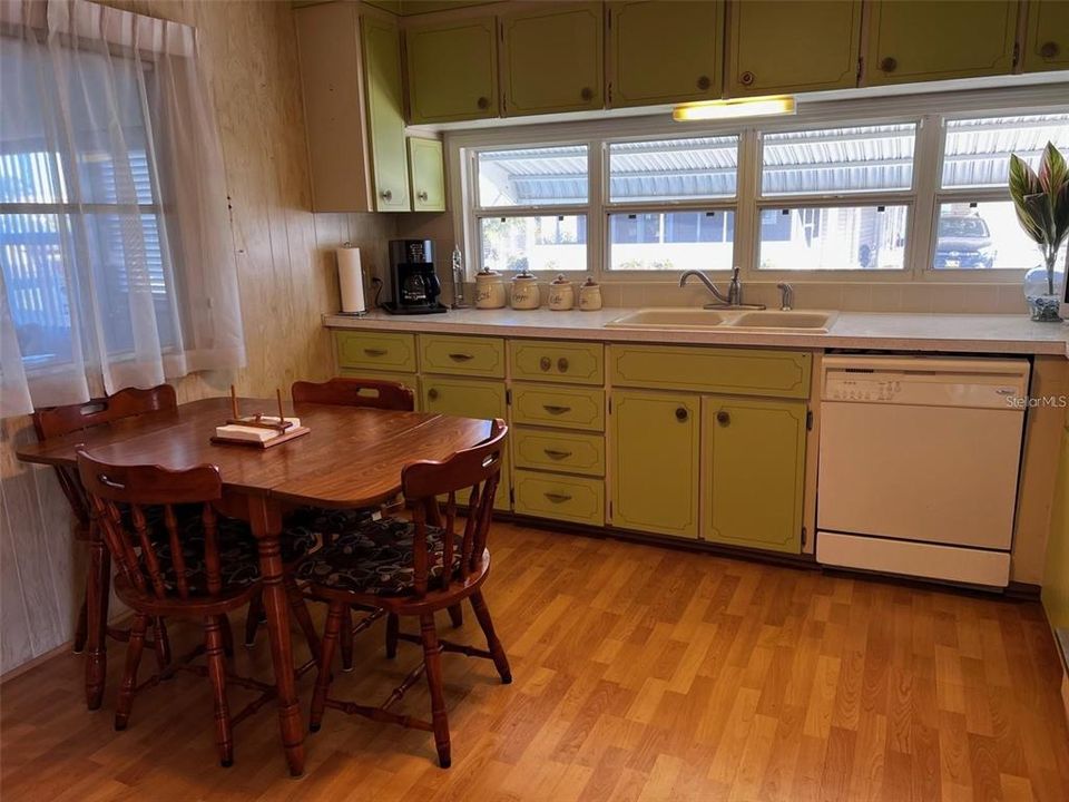En Venta: $76,000 (2 camas, 2 baños, 1032 Pies cuadrados)