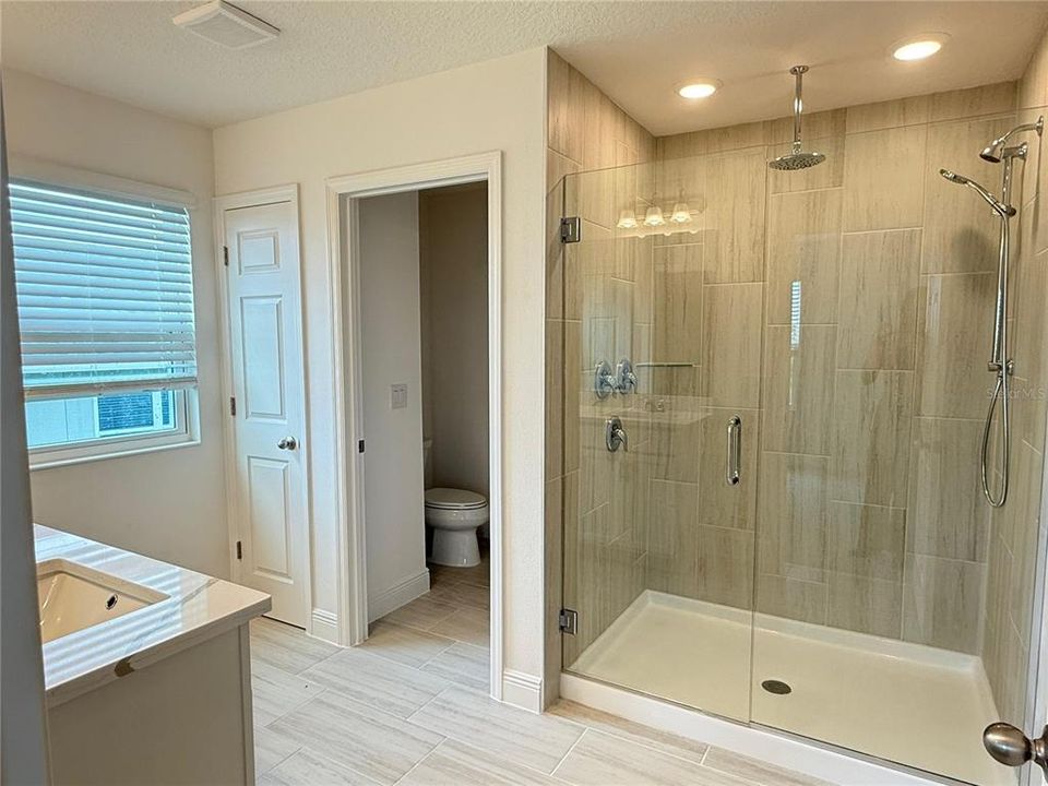 На продажу: $669,990 (4 спален, 2 ванн, 2903 Квадратных фут)