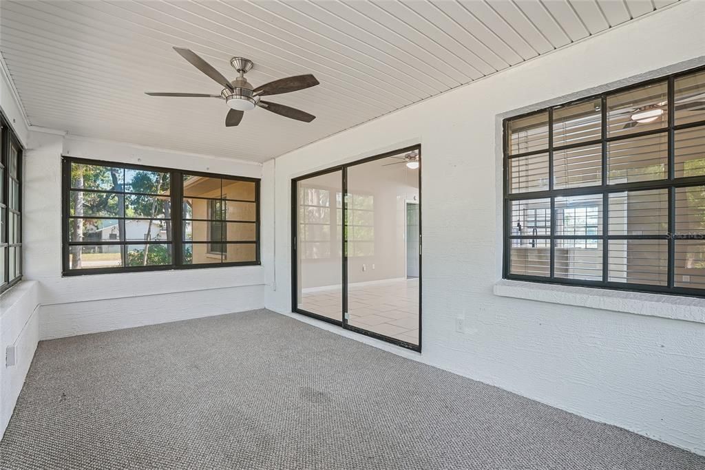 Activo con contrato: $294,900 (3 camas, 2 baños, 1260 Pies cuadrados)