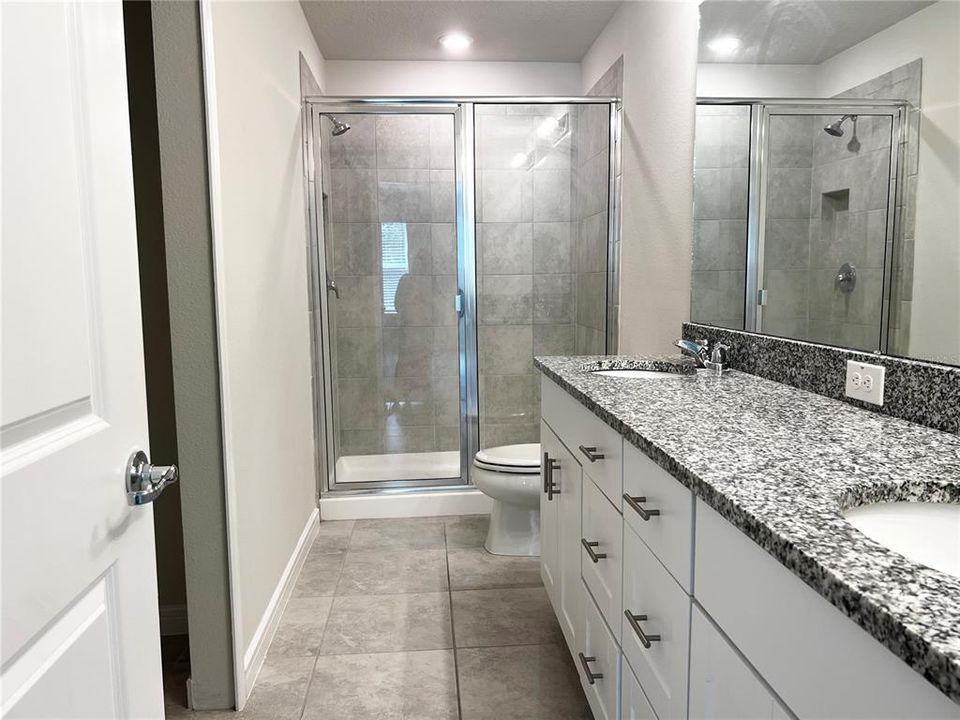 En Venta: $299,900 (2 camas, 2 baños, 1549 Pies cuadrados)