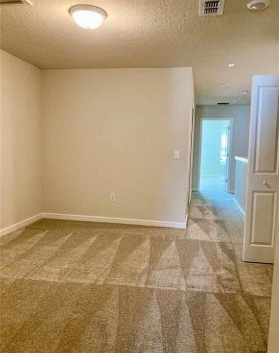En Venta: $299,900 (2 camas, 2 baños, 1549 Pies cuadrados)