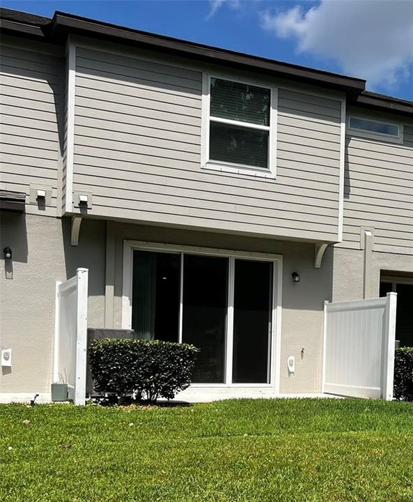 En Venta: $299,900 (2 camas, 2 baños, 1549 Pies cuadrados)