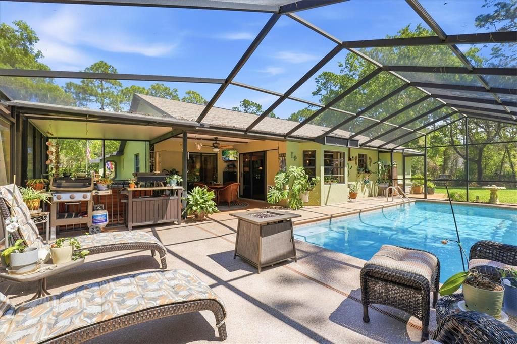 En Venta: $795,000 (3 camas, 2 baños, 2140 Pies cuadrados)