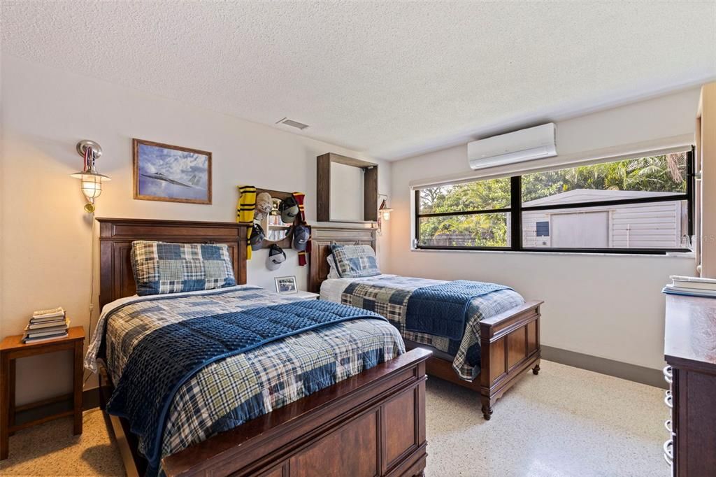 Activo con contrato: $674,900 (2 camas, 2 baños, 1636 Pies cuadrados)