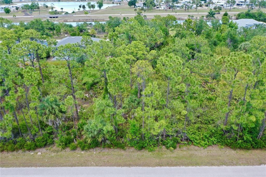 Activo con contrato: $19,900 (0.23 acres)