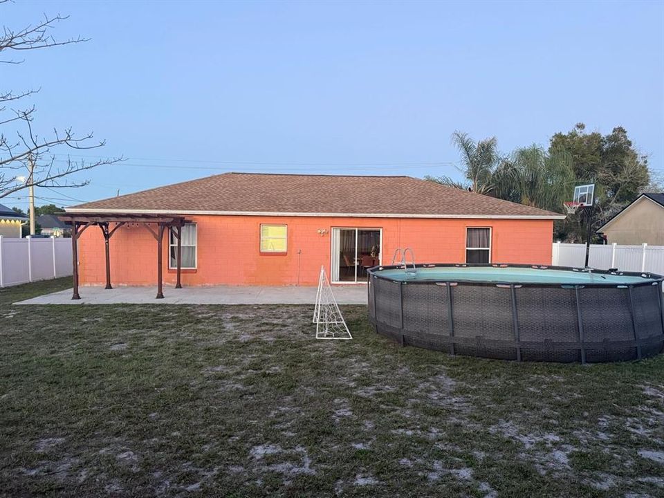 На продажу: $340,000 (3 спален, 2 ванн, 1352 Квадратных фут)