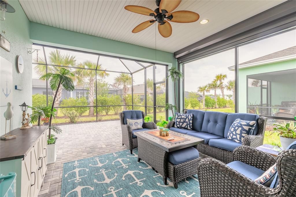 For Sale: $472,500 (2 beds, 2 baths, 1563 Square Feet)