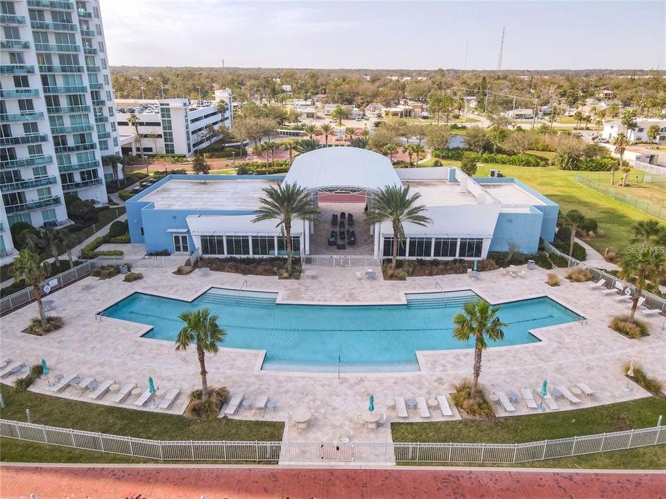For Sale: $455,000 (3 beds, 3 baths, 2079 Square Feet)