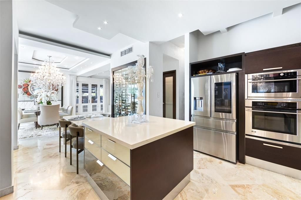 For Sale: $2,159,000 (4 beds, 5 baths, 5049 Square Feet)