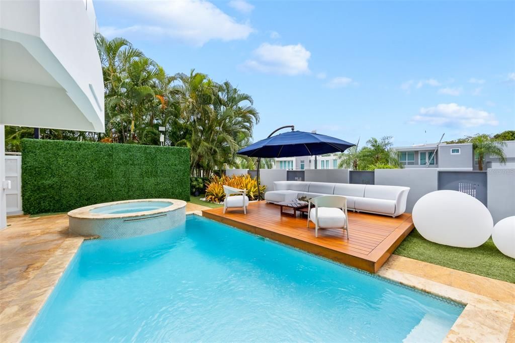 For Sale: $2,159,000 (4 beds, 5 baths, 5049 Square Feet)