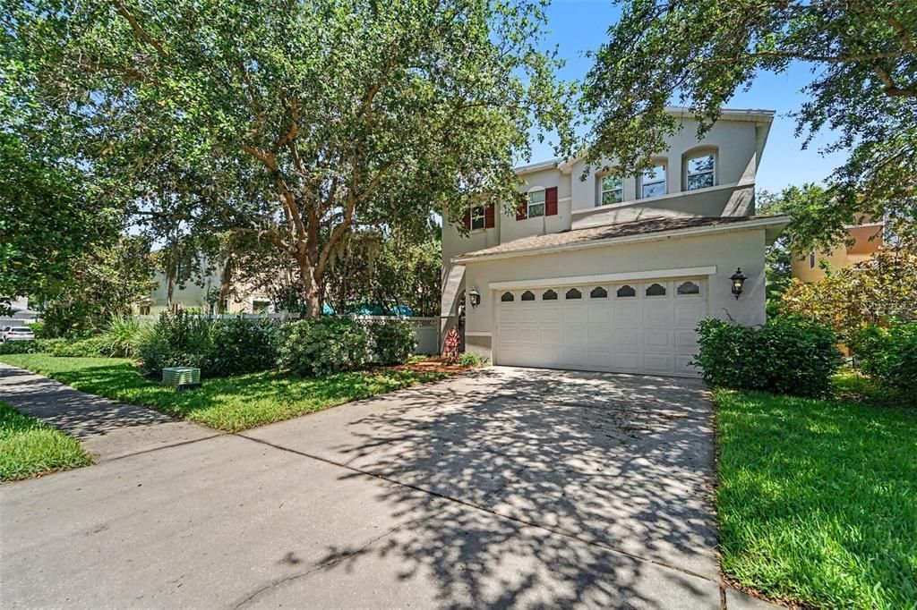 For Sale: $450,000 (4 beds, 2 baths, 2208 Square Feet)