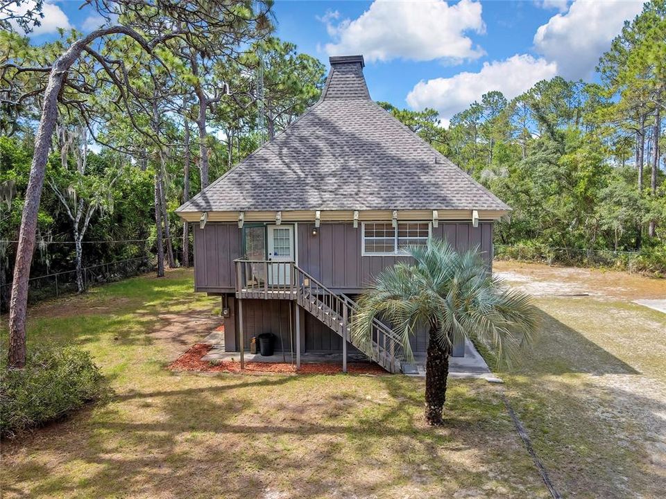 For Sale: $289,900 (2 beds, 2 baths, 1152 Square Feet)