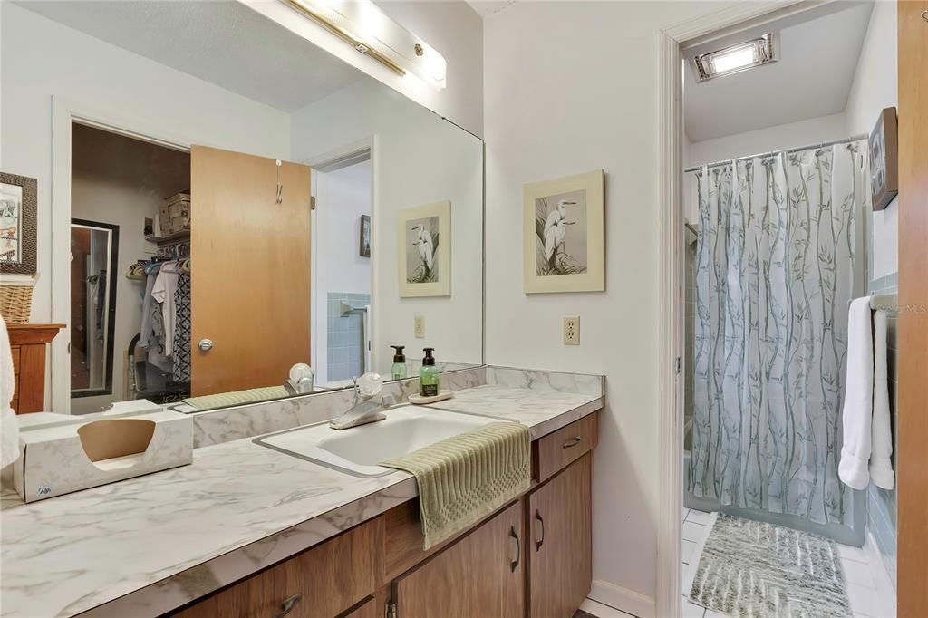 For Sale: $289,900 (2 beds, 2 baths, 1152 Square Feet)