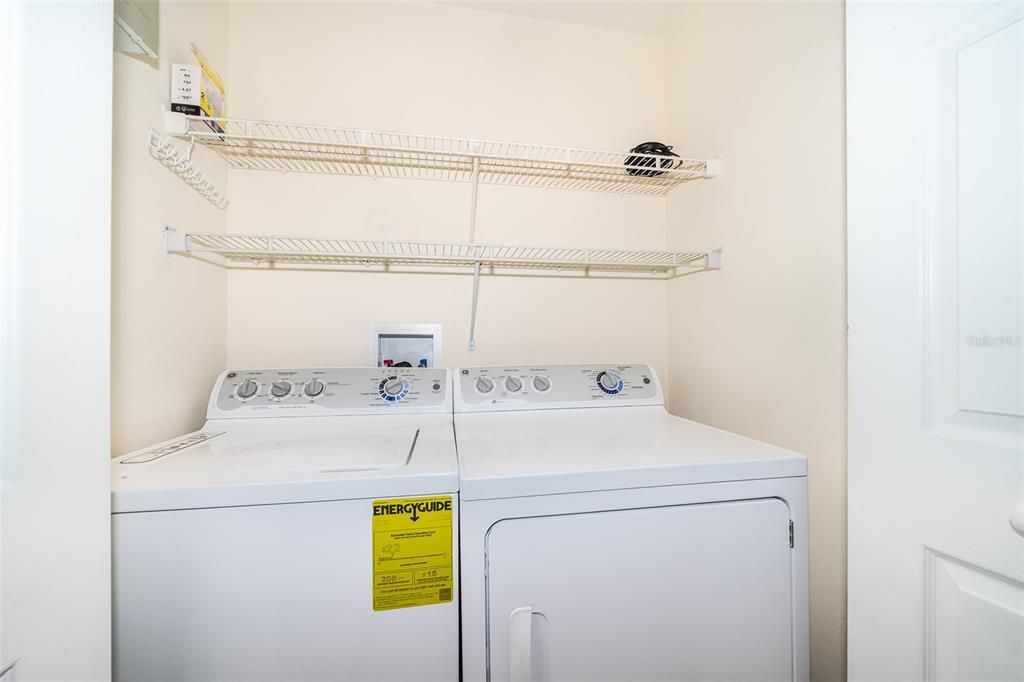 For Rent: $2,100 (3 beds, 2 baths, 1463 Square Feet)