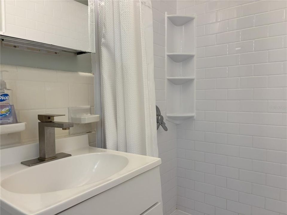 En Venta: $325,000 (0 camas, 1 baños, 294 Pies cuadrados)