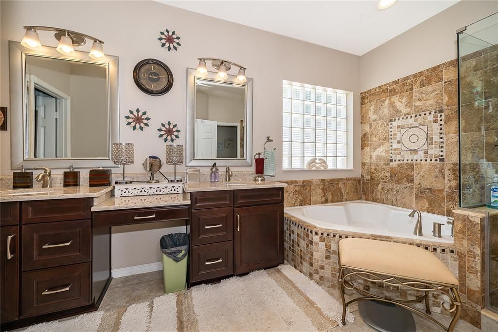 For Sale: $795,000 (5 beds, 3 baths, 3371 Square Feet)