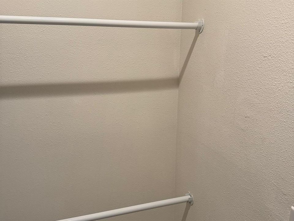 For Rent: $1,300 (1 beds, 1 baths, 600 Square Feet)