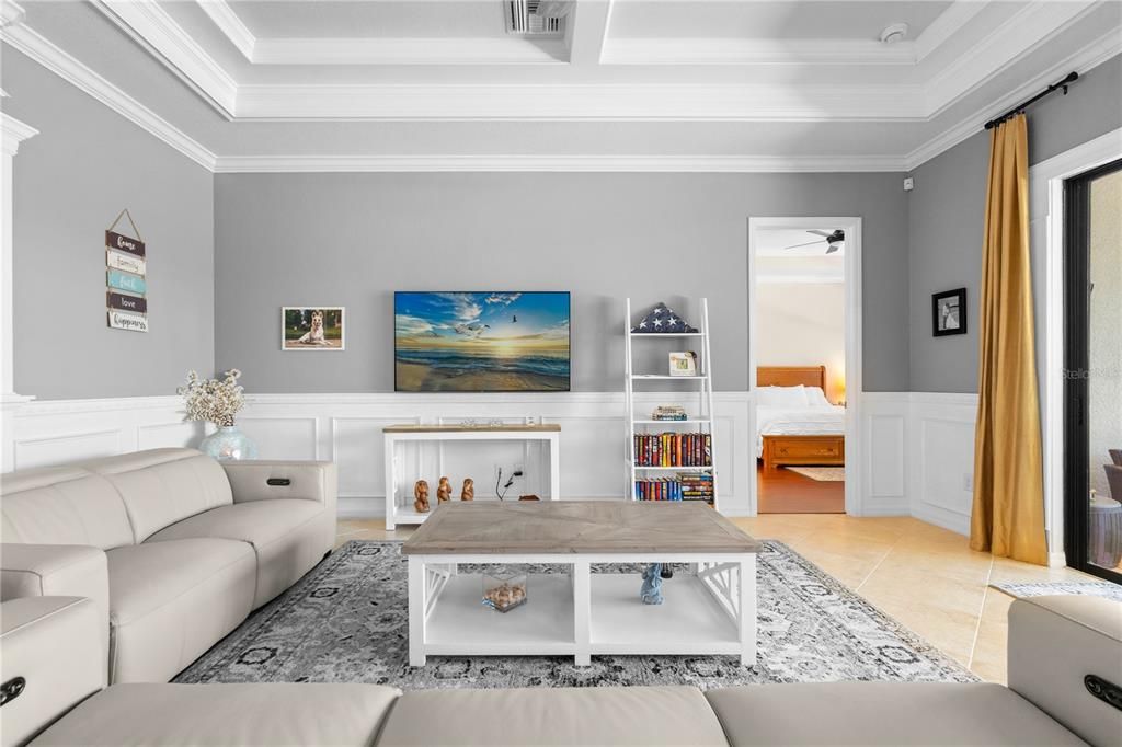 En Venta: $769,000 (4 camas, 2 baños, 2239 Pies cuadrados)
