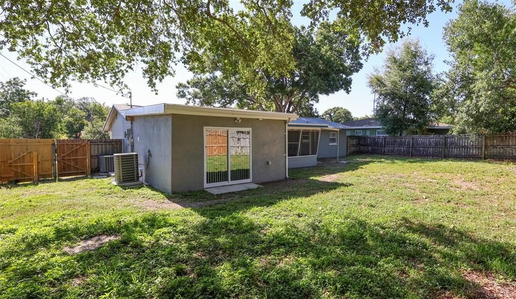En Renta: $2,650 (3 camas, 2 baños, 1530 Pies cuadrados)