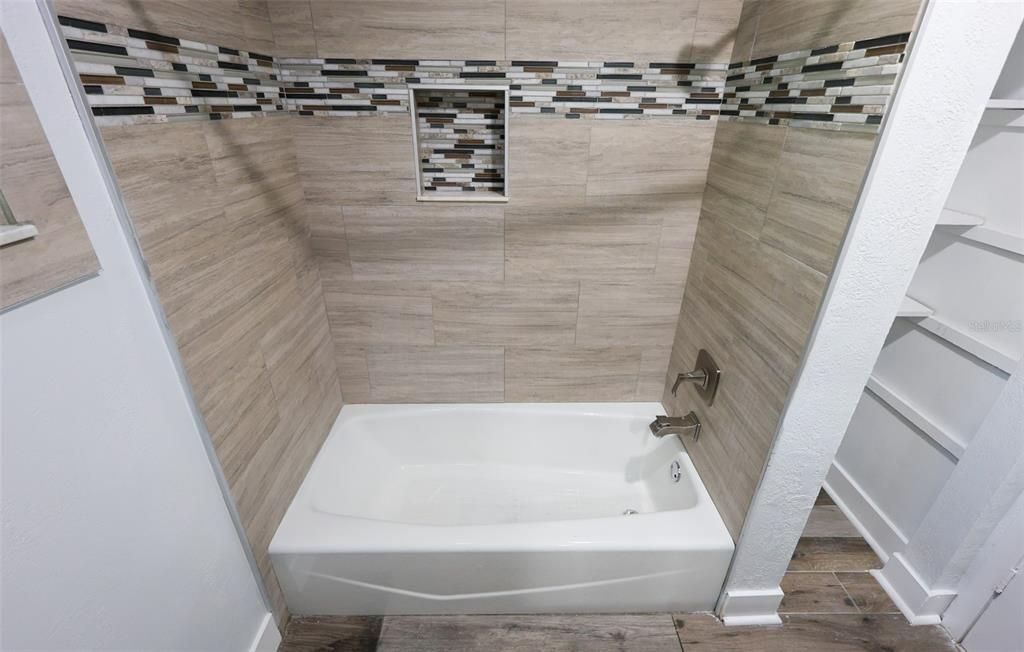 En Renta: $2,650 (3 camas, 2 baños, 1530 Pies cuadrados)