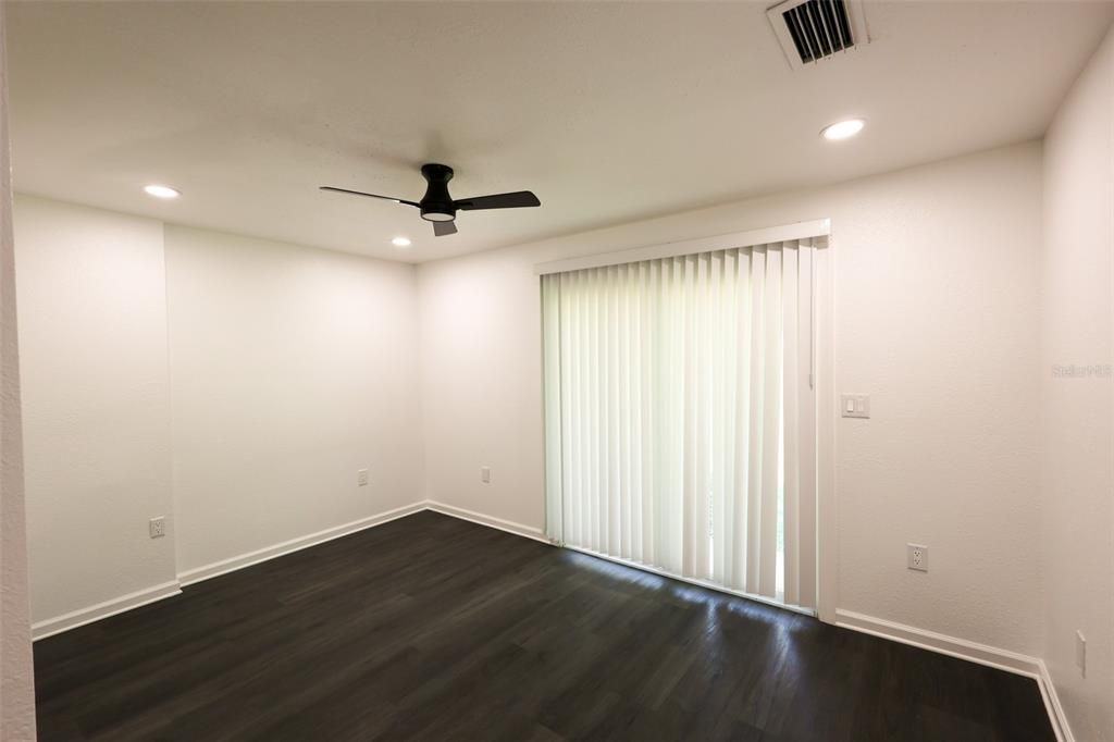 En Renta: $2,650 (3 camas, 2 baños, 1530 Pies cuadrados)