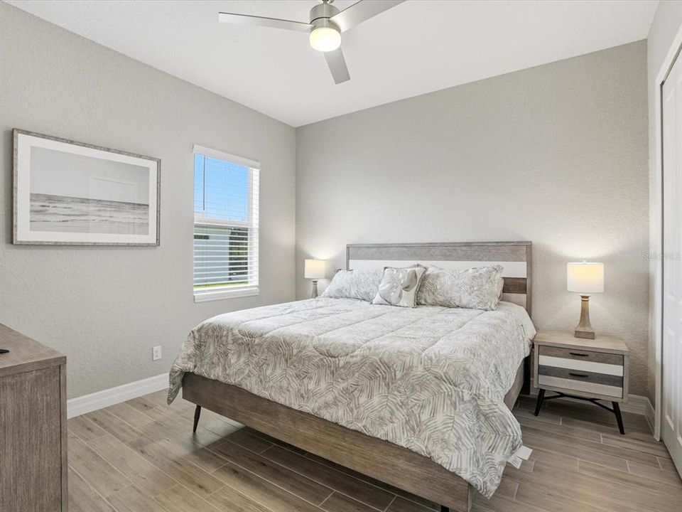 En Venta: $649,900 (4 camas, 3 baños, 2225 Pies cuadrados)