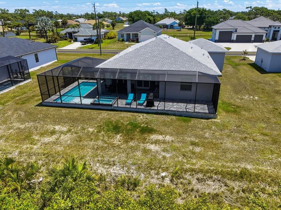 En Venta: $649,900 (4 camas, 3 baños, 2225 Pies cuadrados)