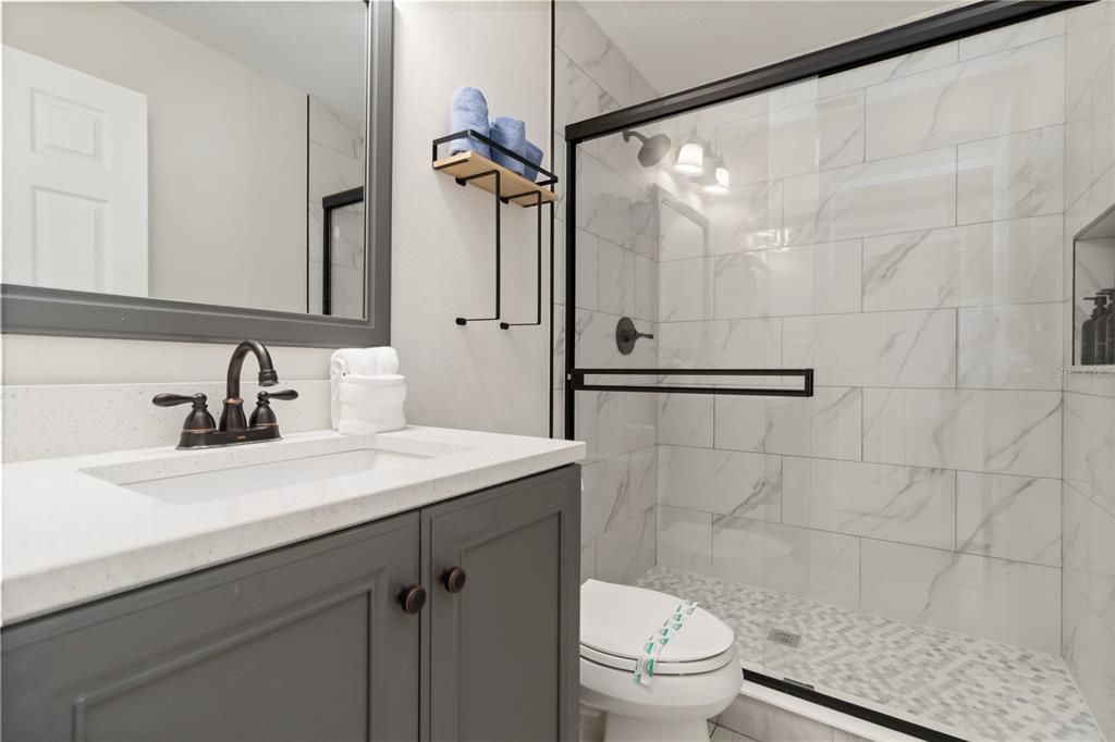 For Rent: $2,500 (3 beds, 2 baths, 1307 Square Feet)