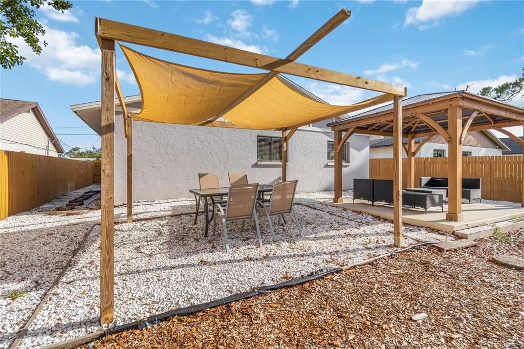 For Rent: $2,500 (3 beds, 2 baths, 1307 Square Feet)